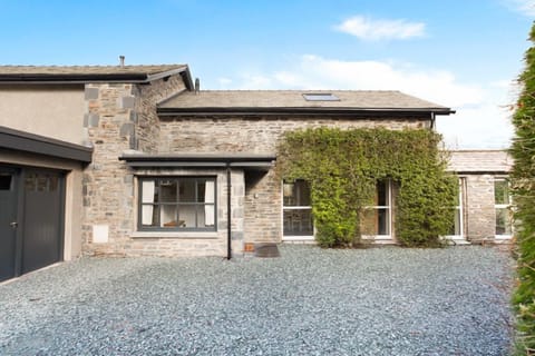 Secret Cottage Coniston external front