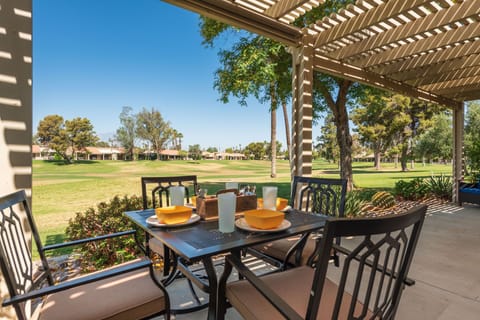 Breakfast, lunch, or dinner outside (or all 3!) You choose - you're on vacation!