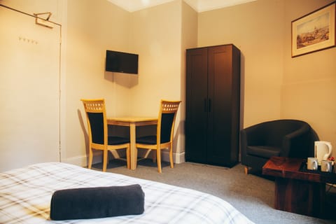 Standard Double Room | Bed sheets