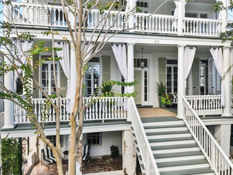Welcome to your downtown Charleston rental! This is an entire upstairs unit! 7 Bedrooms and 5 Bathrooms! 