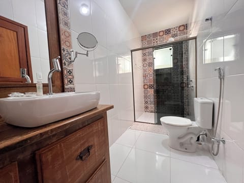 Standard Room | 1 bedroom, hypo-allergenic bedding, minibar, free WiFi