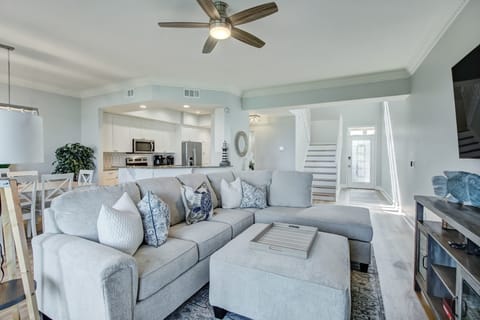 Spacious Combination Living/Dining Area - Open To Kitchen