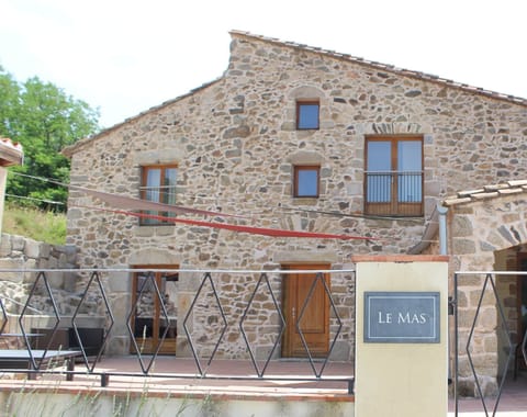 Le Mas - Kitchen Terrace (1)