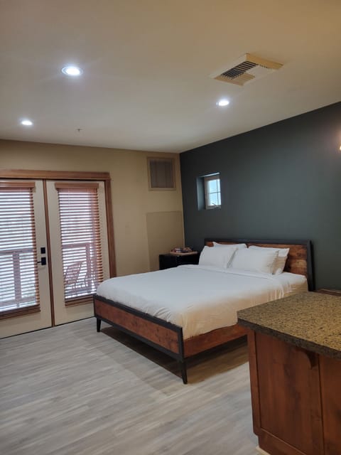 Newly remodeled with new flooring, paint bed/bed frame, dresser, TV, etc. 