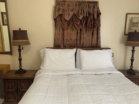 Queen bed
