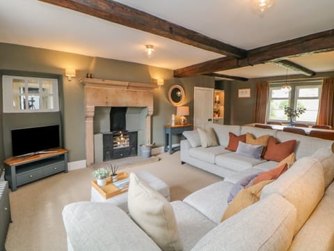 Cottage | Interior