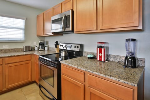 Stainless Appliances, Granite Counter Tops and Small Appliances