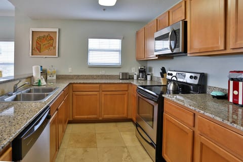 Fully Equipped Kitchen with a Starter Kit