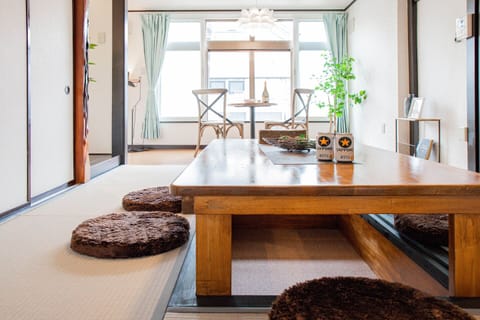 Basic Condo | Living area | Flat-screen TV