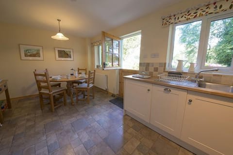 Yewdale Cottage dining area in kitchen