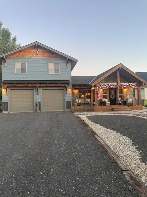 Extremely large driveway for parking.
