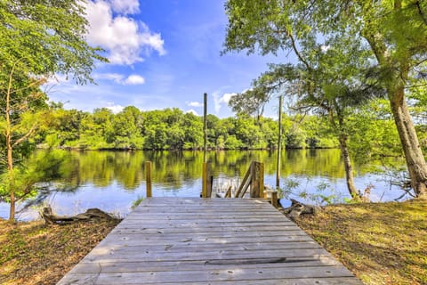 Bell Vacation Rental | 3BR | 2BA | 1,680 Sq Ft | Stairs Required