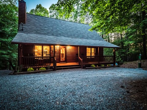 A peaceful, quiet, twilight at Red Maple Cabin. The night sounds are starting up