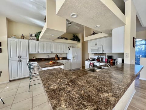 Kitchen with breakfast area