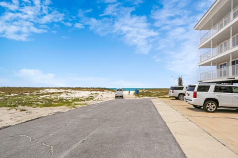 Condo, Multiple Beds (Surfside 16) | Property grounds