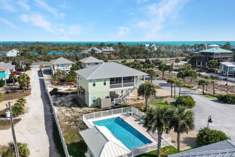 House, Multiple Beds (Fried Green Tomatoes) | Exterior