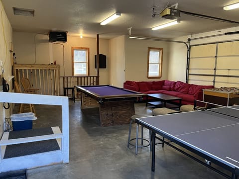 Heated garage game room 