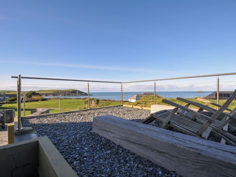 Cottage | Property grounds