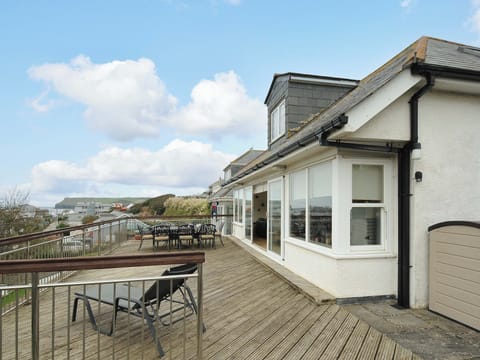 Cottage | Outdoor dining