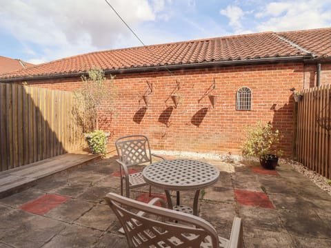 Cottage | Outdoor dining