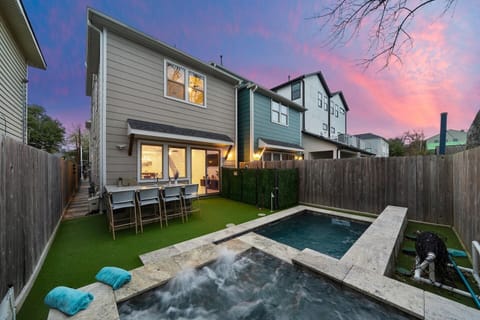 Enjoy the private backyard w/pool, spa and gas grill.