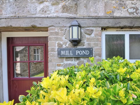 Cottage | Exterior detail