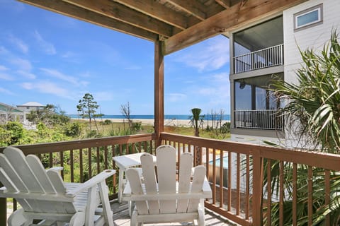 House, Multiple Beds (Beach Please) | Property grounds