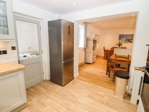 Cottage | 6 bedrooms, individually decorated, individually furnished, free WiFi