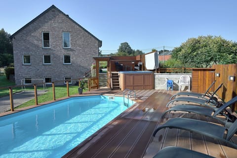 Holiday Home Swimming Pool