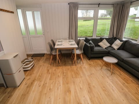 Cottage | Living area