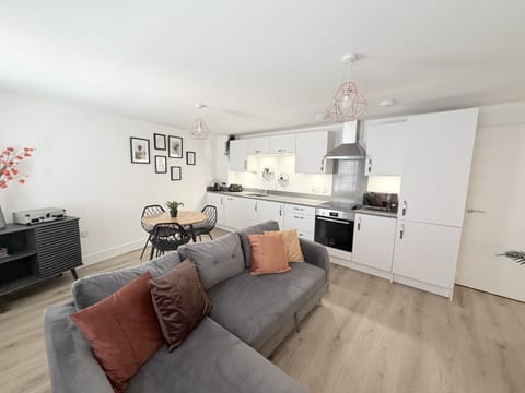Comfort Apartment, Private Bathroom, Courtyard View | Shared kitchen