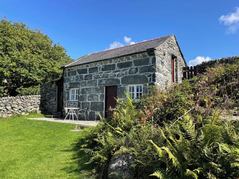 Cottage | Exterior