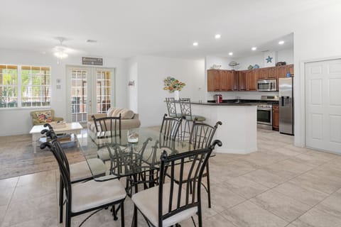 Overview of the first floor