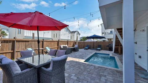 Spacious Backyard for Entertaining