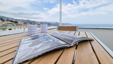 House | Iron/ironing board