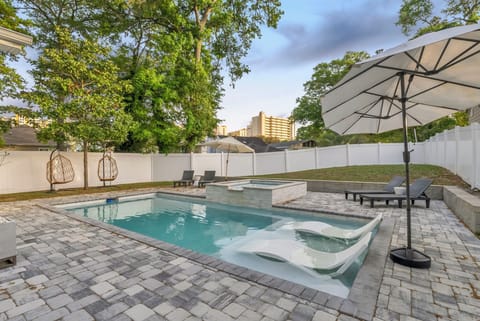 Private Pool & Hot Tub