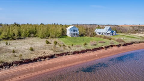 Direct access to the beach from the backyard!  Views for days.
