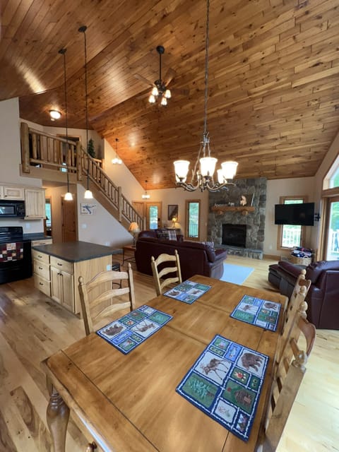 Dining Table That Opens To Seat 8
4 Additional Chairs Not Pictured