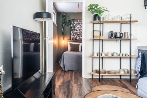 Deluxe Apartment | 2 bedrooms, free WiFi, bed sheets
