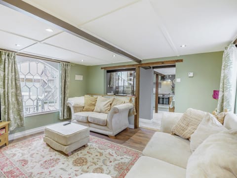 Living room | Duck Island Cottage, Ringwood