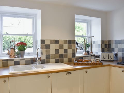 Kitchen | Brittain House, Richmond