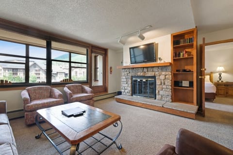 Furniture, Indoors, Living Room, Couch, Table