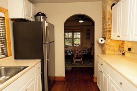 Welcome to the cute historical style of the Cozy Cabin! Wood floors throughout.