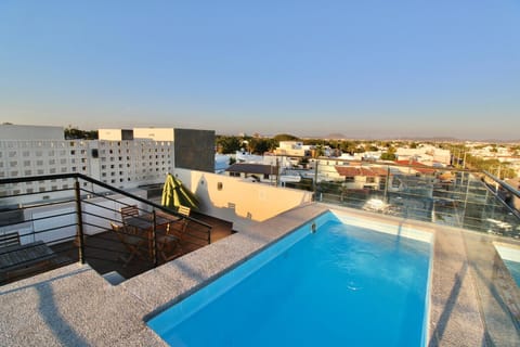 piscina del complejo