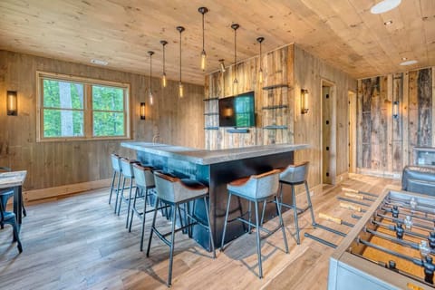 324grnridgemtnrd-0575_AuroraHDR2019-edit