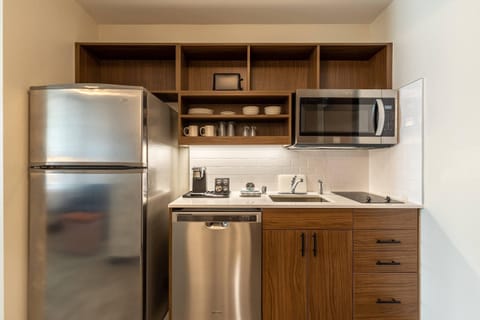 Standard Room, 2 Queen Beds, Non Smoking | Desk, laptop workspace, free WiFi, bed sheets