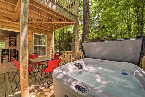 Whittier Vacation Rental | Studio | 1.5BA | Stairs Required | 701 Sq Ft
