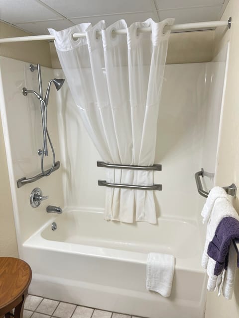 Double Room, 2 Queen Beds | Bathroom | Combined shower/tub, free toiletries, hair dryer, towels