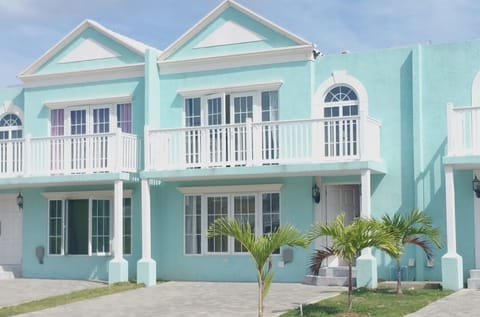 Townhouse by the Bay , Little Bay Country Club