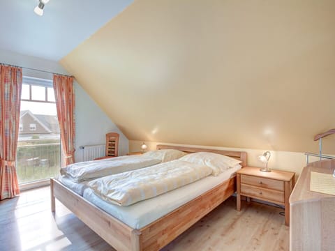 Furniture, Property, Building, Comfort, Wood, Textile, Bed Frame, Bed, House, Interior Design